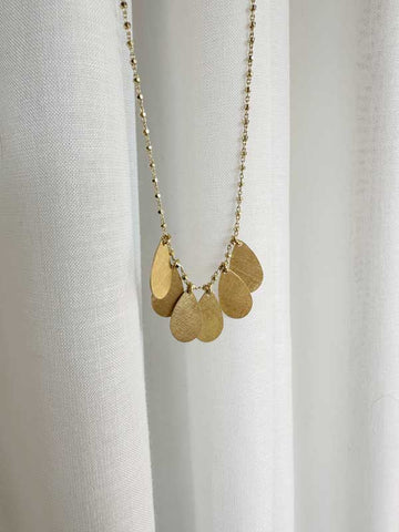 COLLANA LUNGA PETALI